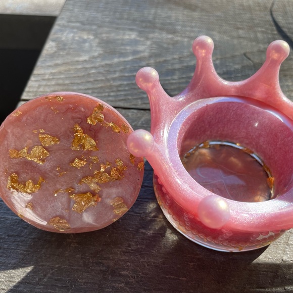 CROWN TRINKET BOXES 👑 - Picture 2 of 12